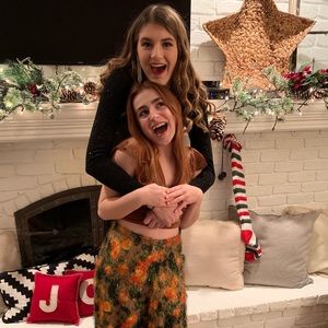 Meet your Posher, Izzy